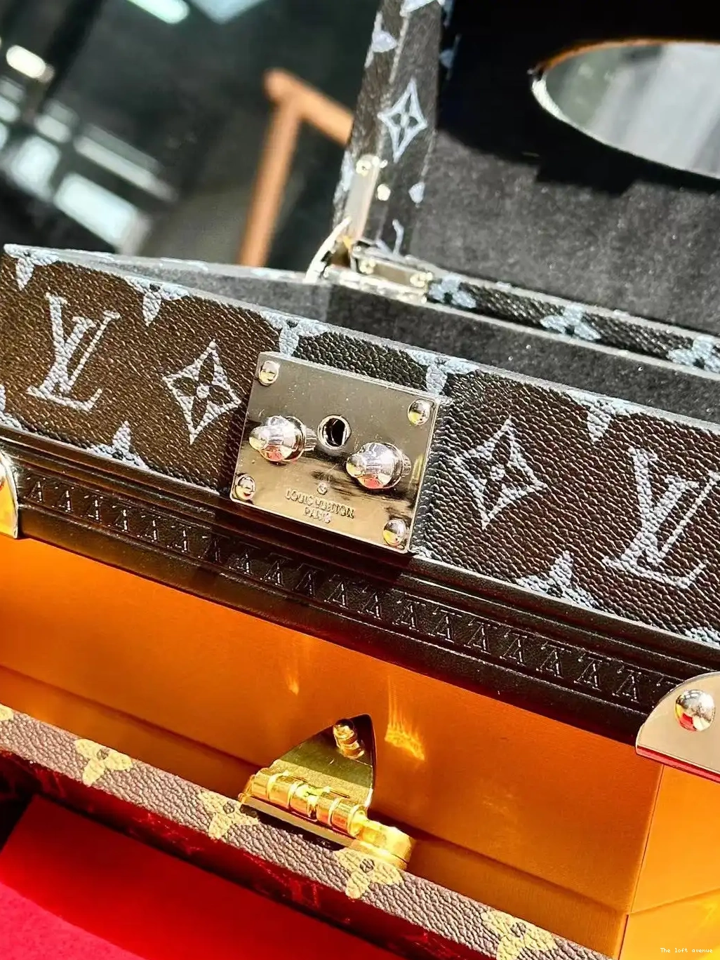 TISSUE BOX LV COVER 0510